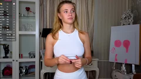 Anne online show from October 18, 7:31 am