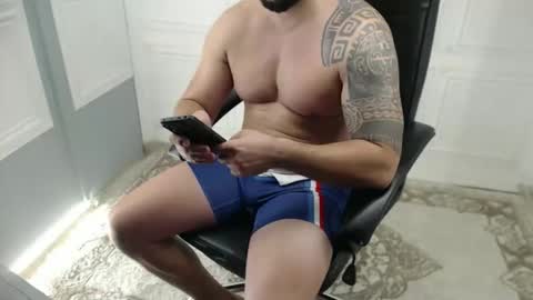 Snapshot of cute_johny01 chatting on November 6, 7:09 am Cute Johny01 online show from November 6, 7:09 am