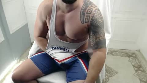 Snapshot of cute_johny01 chatting on November 8, 6:13 am Cute Johny01 online show from November 8, 6:13 am