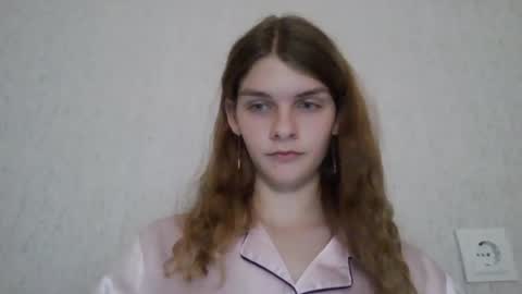 cute_kitte online show from December 15, 6:48 pm