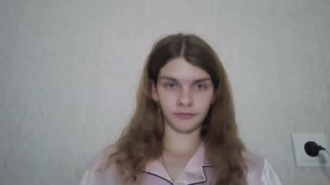cute_kitte online show from December 15, 9:53 pm