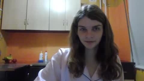 cute_kitte online show from December 18, 10:02 pm