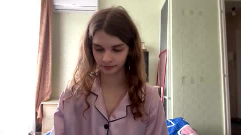 cute_kitte online show from October 2, 6:31 am