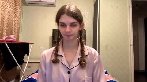 cute_kitte online show from October 2, 6:37 pm