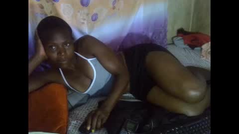 cute_leylah online show from April 19, 1:21 pm