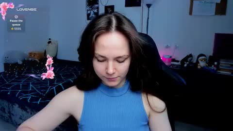 Emily online show from March 28, 8:03 am