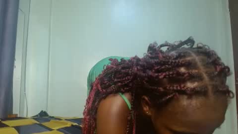 cute_lorna online show from April 11, 8:29 am