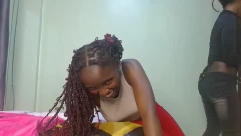 cute_lorna online show from April 13, 10:15 pm