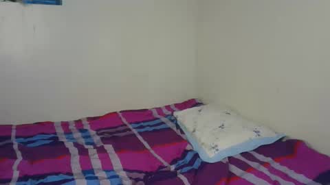 cute messy online show from February 22, 3:29 am