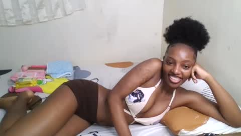 Snapshot of cute_messy chatting on June 27, 10:31 am cute messy online show from June 27, 10:31 am
