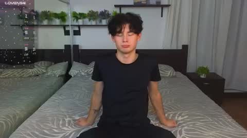 Mike online show from November 18, 5:06 pm