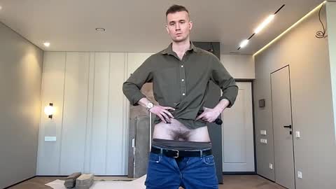 cute_skywalker online show from March 21, 7:35 am