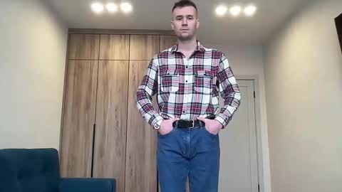 cute_skywalker online show from March 25, 7:47 am