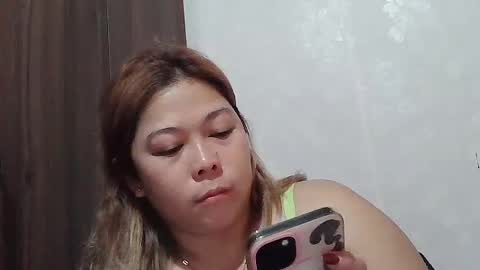 Snapshot of cute_slut09 chatting on June 26, 9:03 am Mimi online show from June 26, 9:03 am