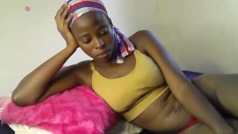 cute_sonny online show from December 3, 8:34 am