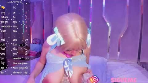 Snapshot of cute_stoone chatting on February 12, 8:26 pm SOLEI online show from February 12, 8:26 pm