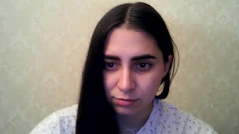 cute_strawberry_ online show from September 9, 6:07 pm
