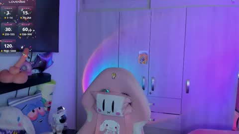 katalinda montt online show from October 12, 7:35 pm