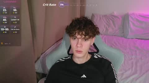 Snapshot of cute_thomas chatting on April 16, 7:47 pm Thomas - online show from April 16, 7:47 pm