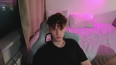 Thomas -  online show from July 24, 9:02 pm
