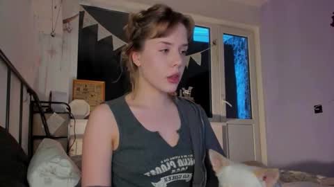 Snapshot of cuteasfuck_ chatting on February 8, 1:36 pm Amy online show from February 8, 1:36 pm