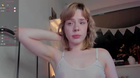 Snapshot of cuteasfuck_ chatting on March 14, 2:44 pm Amy online show from March 14, 2:44 pm