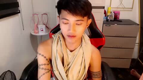 Snapshot of cuteasiancock98 chatting on March 3, 7:53 pm Steph online show from March 3, 7:53 pm