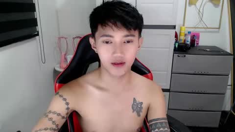 Snapshot of cuteasiancock98 chatting on March 4, 6:25 pm Steph online show from March 4, 6:25 pm