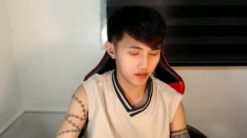 Snapshot of cuteasiancock98 chatting on May 31, 4:42 am Steph online show from May 31, 4:42 am