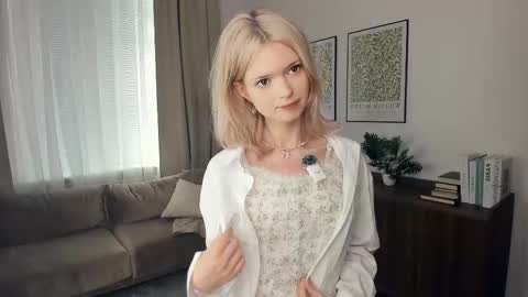 Alice online show from October 1, 8:31 am