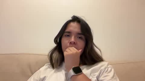 Snapshot of cutebunny_21 chatting on January 6, 11:29 pm CuteBunny 21 online show from January 6, 11:29 pm