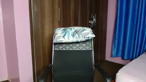 Snapshot of cutebuu chatting on November 30, 5:06 pm cutebuu online show from November 30, 5:06 pm