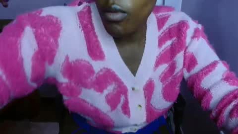 cutebuu online show from April 15, 10:43 pm