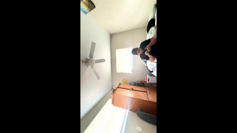 loveolots online show from March 9, 5:06 pm