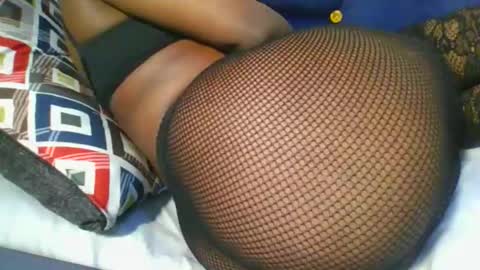 Snapshot of cutedolly12 chatting on November 13, 6:40 pm cutebby12 online show from November 13, 6:40 pm