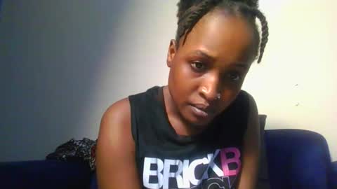 Snapshot of cutedolly12 chatting on November 15, 6:59 pm cutebby12 online show from November 15, 6:59 pm