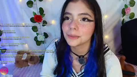 Snapshot of cutee_andrea chatting on April 28, 4:06 am Andrea 3 online show from April 28, 4:06 am