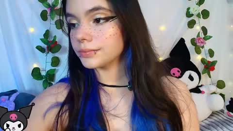 Snapshot of cutee_andrea chatting on May 20, 2:51 am Andrea 3 online show from May 20, 2:51 am