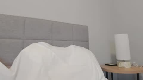 cuteeboy online show from January 9, 10:52 pm