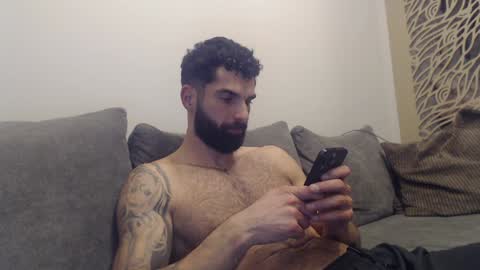 cuteeboy online show from January 18, 11:55 pm