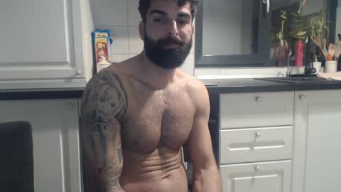 cuteeboy online show from January 28, 11:17 pm