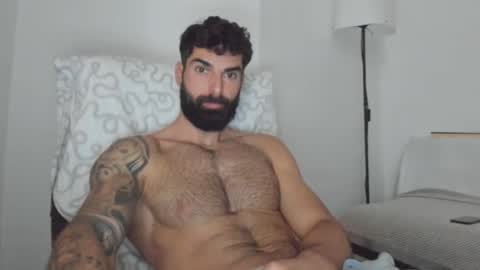 cuteeboy online show from January 31, 8:43 am
