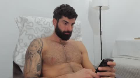 cuteeboy online show from February 4, 7:44 pm