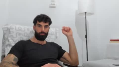 Snapshot of cuteeboy chatting on January 16, 3:49 pm cuteeboy online show from January 16, 3:49 pm