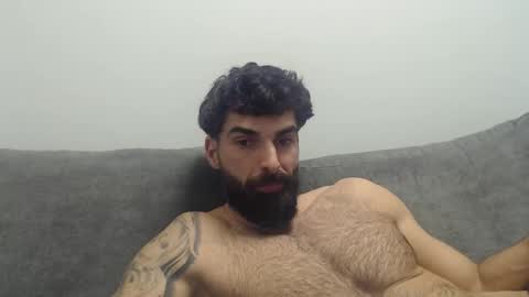 Snapshot of cuteeboy chatting on February 11, 7:30 pm cuteeboy online show from February 11, 7:30 pm