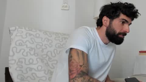 cuteeboy online show from March 19, 10:08 am