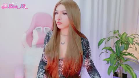 Zoe  online show from February 7, 1:53 am