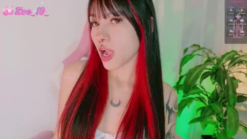 Zoe  online show from February 13, 12:17 am