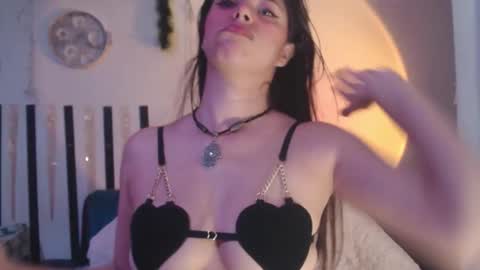 haome online show from October 17, 7:27 pm