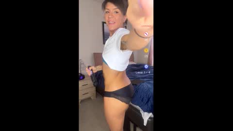 cutekarii online show from November 1, 4:09 pm